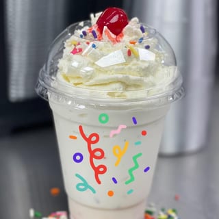 🎂 Birthday Cake Shake