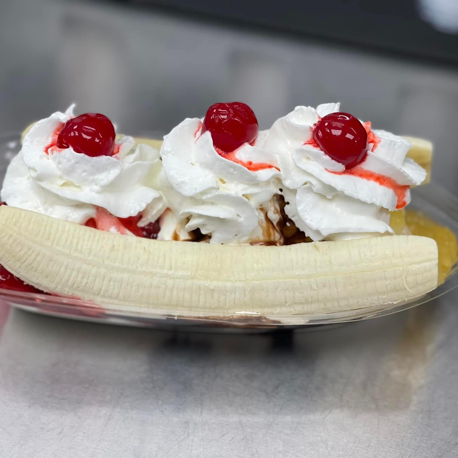 Route 10 Party Boat (Banana Split).