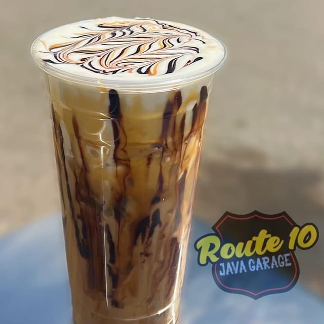 Gold Star Latte (cookie dough flavor).