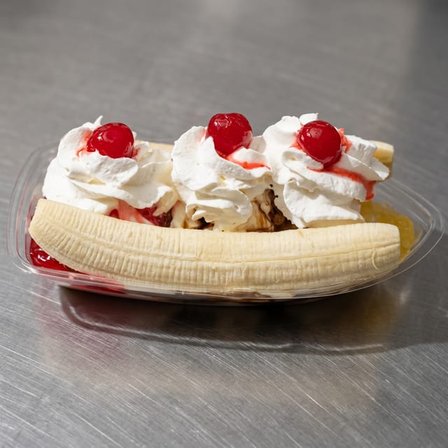 Route 10 Party Boat (Banana Split).